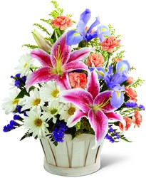 The FTD Wondrous Nature Bouquet from Pennycrest Floral in Archbold, OH